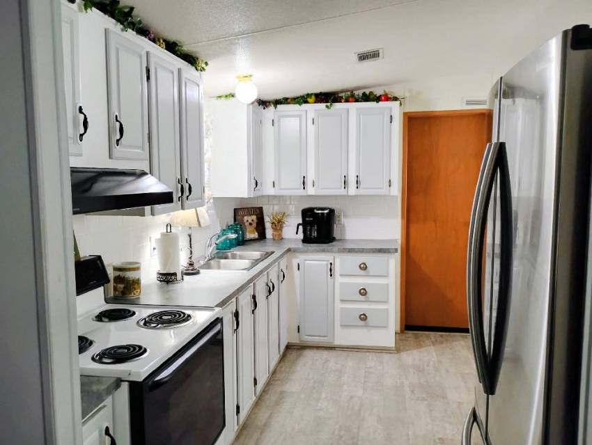 80 Los Palms a Auburndale, FL Mobile or Manufactured Home for Sale